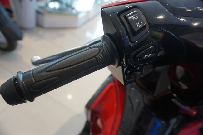 Ảnh thực tế Honda Air Blade 2018 đang làm “dậy sóng” thị trường Việt