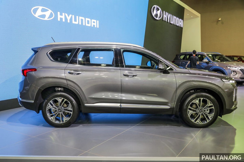 Hyundai Santa Fe 2019 về Malaysia trước Việt Nam, giá gần 45.000 USD
