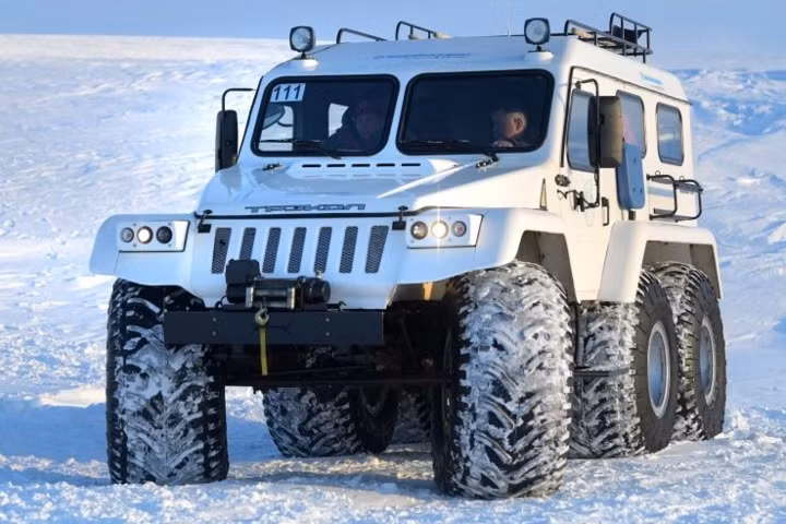 Tổng thống Nga Putin và niềm đam mê ô tô