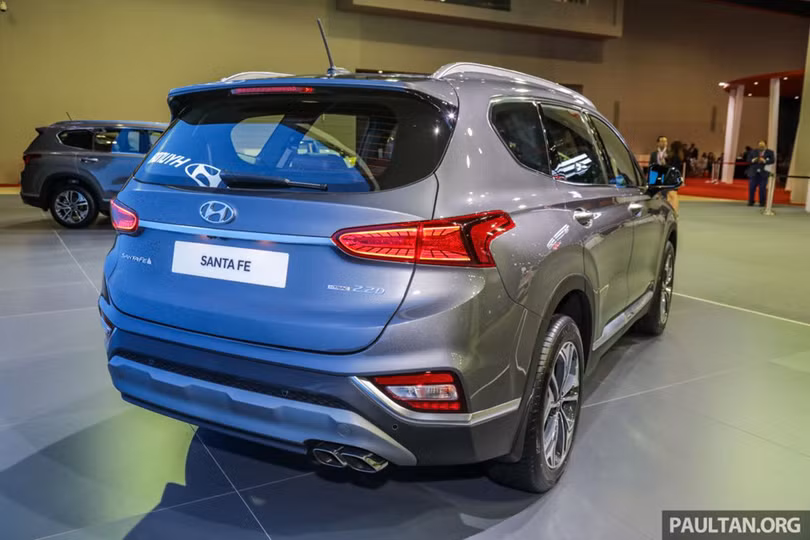 Hyundai Santa Fe 2019 về Malaysia trước Việt Nam, giá gần 45.000 USD