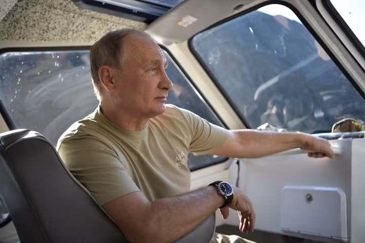Tổng thống Nga Putin và niềm đam mê ô tô