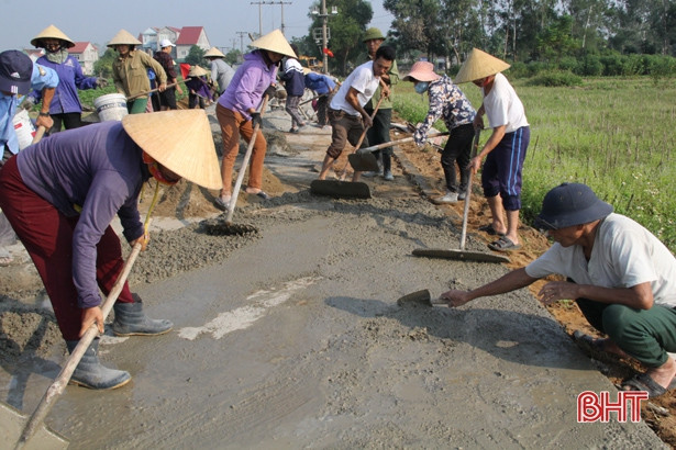 Nghi Xuân làm mới, nâng cấp 54km đường giao thông nông thôn