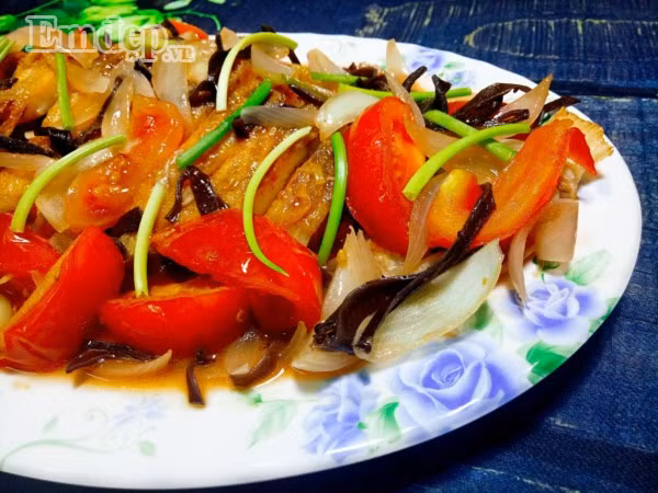 Cách làm cá diêu hồng sốt cà chua không bị tanh, ngon chuẩn vị