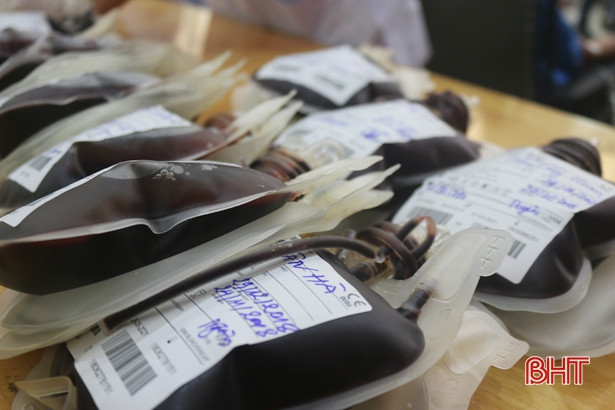 Cán bộ, đoàn viên khối cơ quan Hà Tĩnh hiến máu tình nguyện