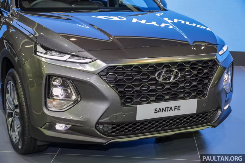 Hyundai Santa Fe 2019 về Malaysia trước Việt Nam, giá gần 45.000 USD