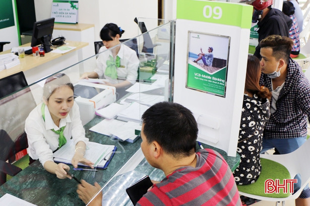 99,25% thuế xuất nhập khẩu được nộp qua ngân hàng thương mại