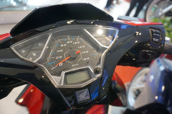 Ảnh thực tế Honda Air Blade 2018 đang làm “dậy sóng” thị trường Việt