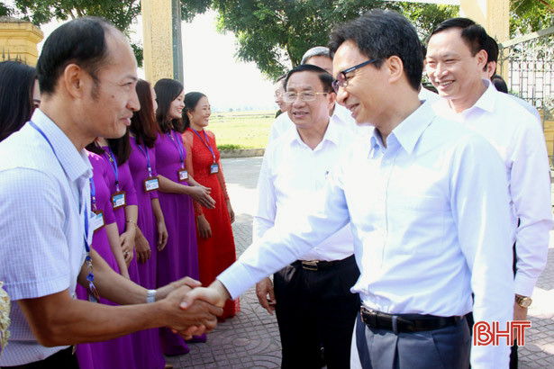 Phó Thủ tướng Chính phủ Vũ Đức Đam thăm, làm việc tại Hà Tĩnh