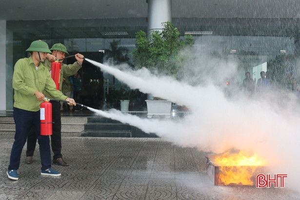 Phương án đối phó với cháy lớn tại tòa nhà 9 tầng Viettel Hà Tĩnh