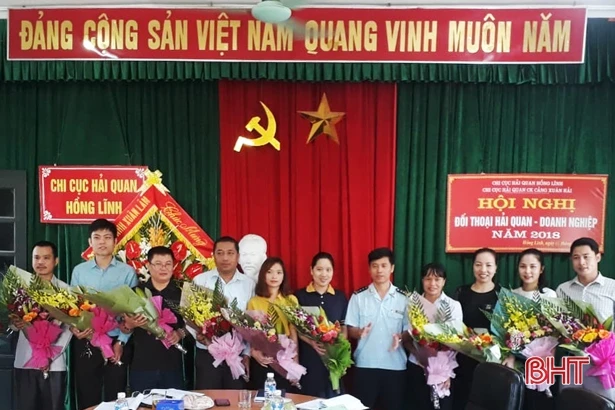 Thu hút DN mở tờ khai, Hải quan Hồng Lĩnh lập “kỷ lục” thu ngân sách