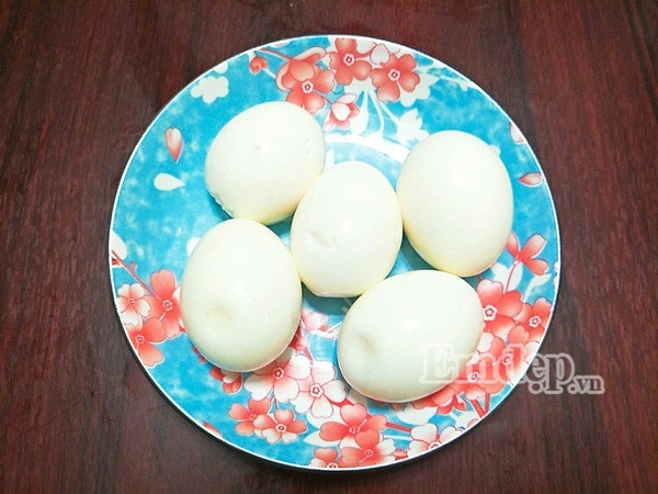 la mieng voi mon trung ngam nuoc tuong rat thom ngon