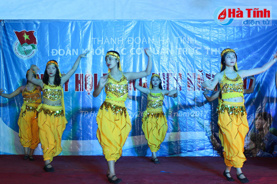 dac sac ngay hoi thanh nien khoi cac co quan tp ha tinh