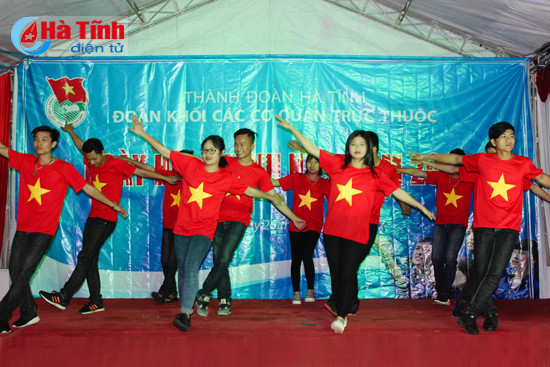 dac sac ngay hoi thanh nien khoi cac co quan tp ha tinh