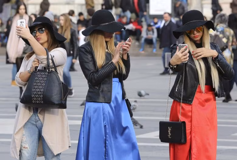 photo thoi dai cua nhung buc anh selfie