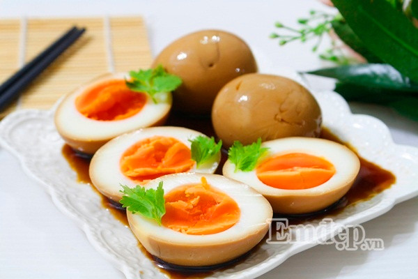 la mieng voi mon trung ngam nuoc tuong rat thom ngon