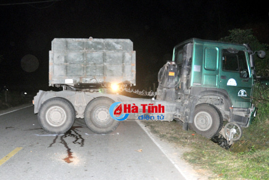 va cham xe dau keo nguoi di xe may chet tham