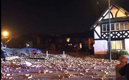 the gioi ngay qua no sung tai hop dem my 16 nguoi thuong vong