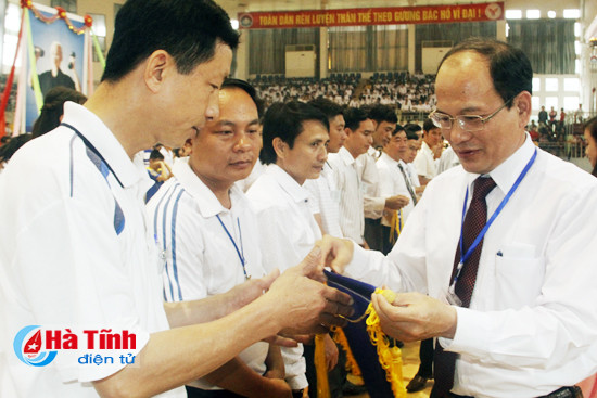 gan 1 800 vdv tranh tai dai hoi dien kinh the thao hoc sinh 2017