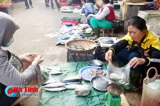 hai san cho vuon uom dat khach