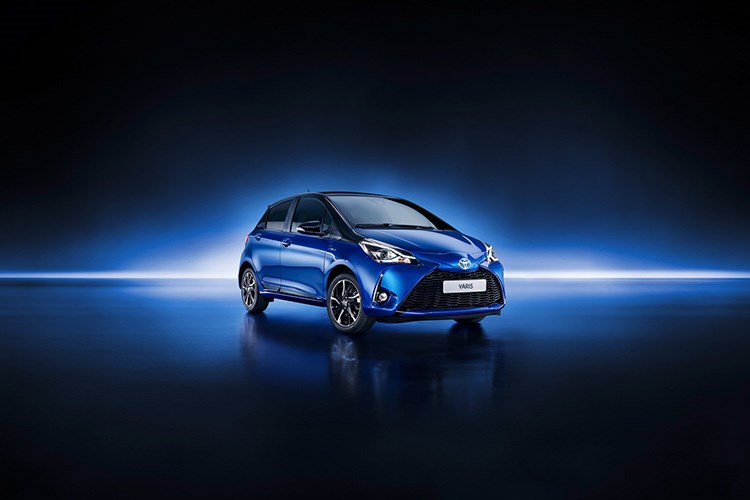 toyota yaris 2018 tre trung nang dong va the thao hon
