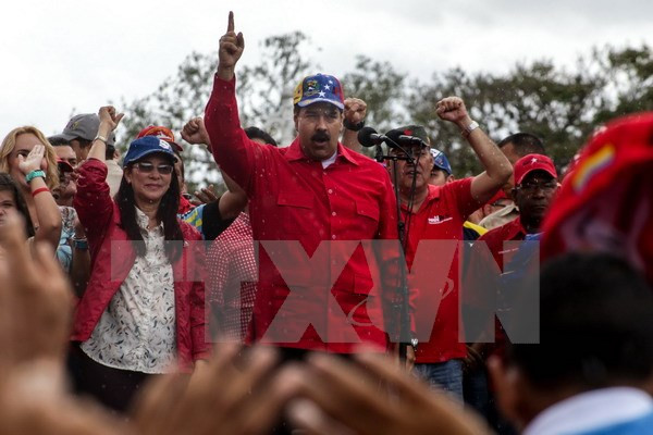 quoc hoi venezuela cao buoc tong thong maduro tien hanh dao chinh