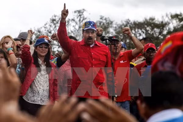 quoc hoi venezuela cao buoc tong thong maduro tien hanh dao chinh