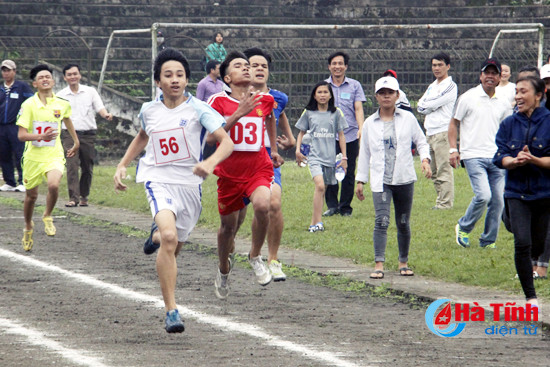 gan 1 800 vdv tranh tai dai hoi dien kinh the thao hoc sinh 2017