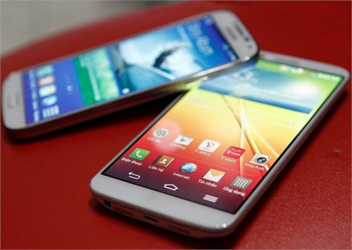 Nhiều smartphone cao cấp xuống giá Nhiều smartphone cao cấp xuống giá