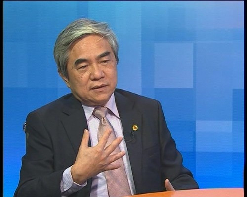 Bộ trưởng Nguyễn Quân trong chương trình "Dân hỏi, Bộ trưởng trả lời" về vấn đề sáng tạo đổi mới trong nghiên cứu KH-CN. Ảnh: Chinhphu.vn Bộ trưởng Nguyễn Quân trong chương trình "Dân hỏi, Bộ trưởng trả lời" về vấn đề sáng tạo đổi mới trong nghiên cứu KH-CN. Ảnh: Chinhphu.vn