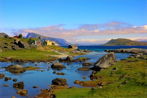 Sở hữu vẻ đẹp trong sáng, Lofoten khiến bất cứ ai cũng muốn trở lại trong lần đầu đến thăm. Ảnh: Steililan/Flickr