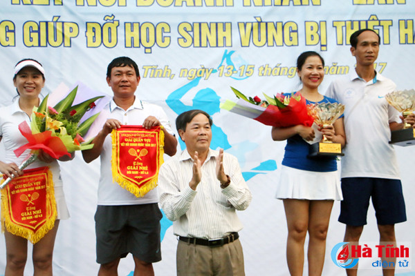 giai quan vot ket noi doanh nhan thanh cong tot dep