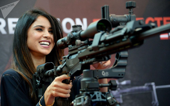 nhung quy co dam me vu khi xam chiem trien lam quoc phong the gioi