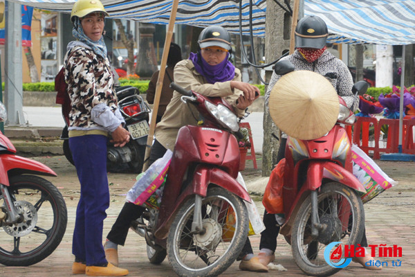 nhung phu nu ha tinh quen ngay 20 10