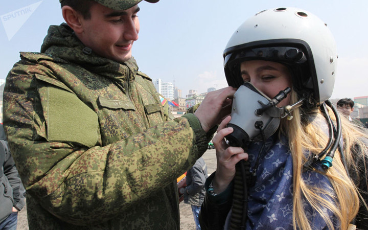 nhung quy co dam me vu khi xam chiem trien lam quoc phong the gioi