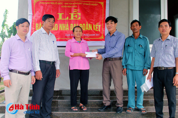 ho tro xay nha tinh nghia cho cac gia dinh kho khan