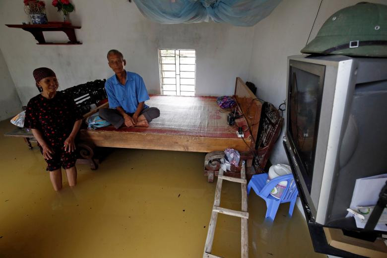 photo mua lu o viet nam qua ong kinh nhiep anh gia reuters