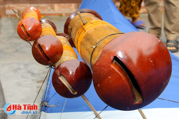 video noi duy nhat ha tinh nguoi dan tha dieu sao quanh nam