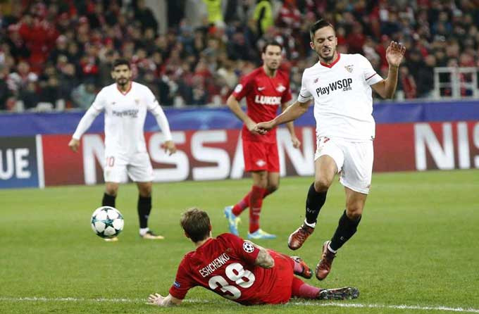 liverpool gianh chien thang ky luc sevilla thua soc