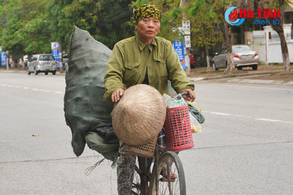 nhung phu nu ha tinh quen ngay 20 10