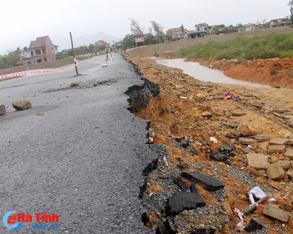 thi xa ky anh ngon ngang nhung cong trinh dan sinh xuong cap