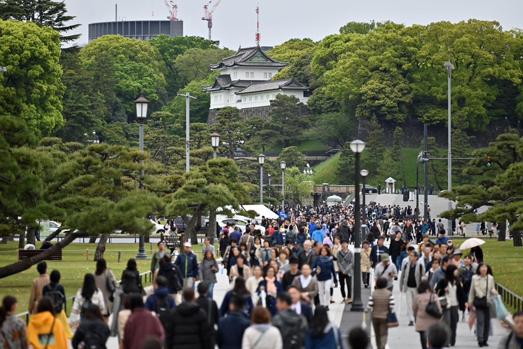 Nhật Bản trong ngày cuối cùng của một triều đại