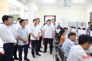 Vận hành thử nghiệm thông suốt trung tâm hành chính công cấp xã tại Hà Tĩnh
