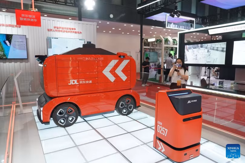 600 robot dự “Thế vận hội robot” Bắc Kinh