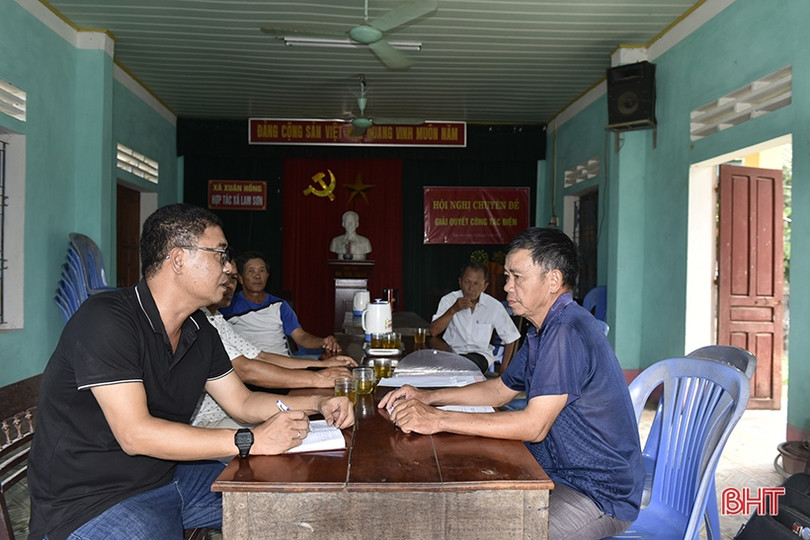 Lưới điện hạ áp nông thôn ở Xuân Hồng: Sẵn sàng giao... nhưng chưa ai "nhận”! ảnh 1 Lưới điện hạ áp nông thôn ở Xuân Hồng: Sẵn sàng giao... nhưng chưa ai nhận”!