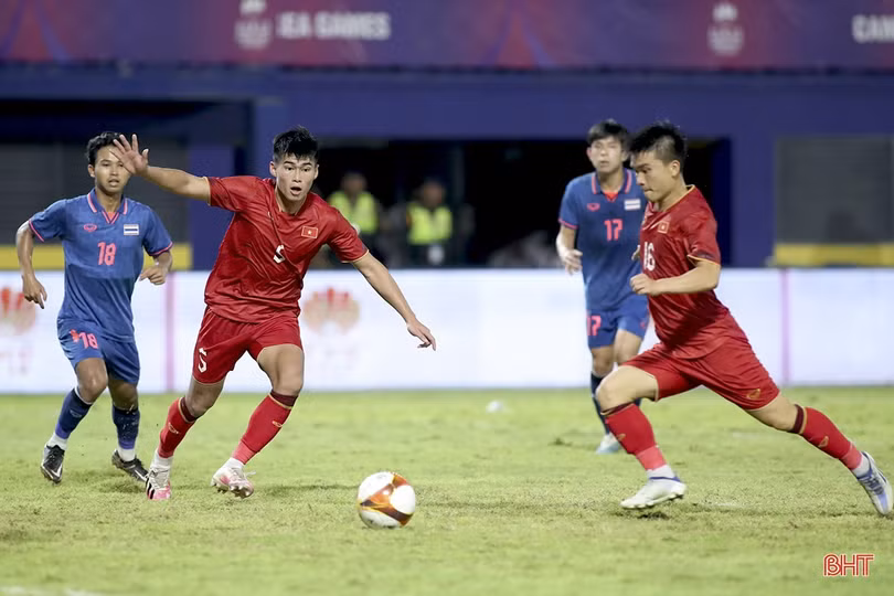 U23 Việt Nam sang Thái Lan, Nguyễn Ngọc Thắng có suất