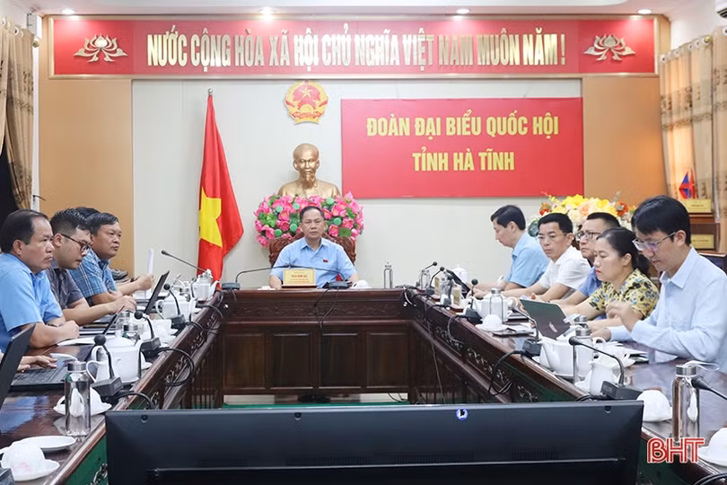 Đại biểu Quốc hội chất vấn nhiều vấn đề thuộc lĩnh vực tư pháp