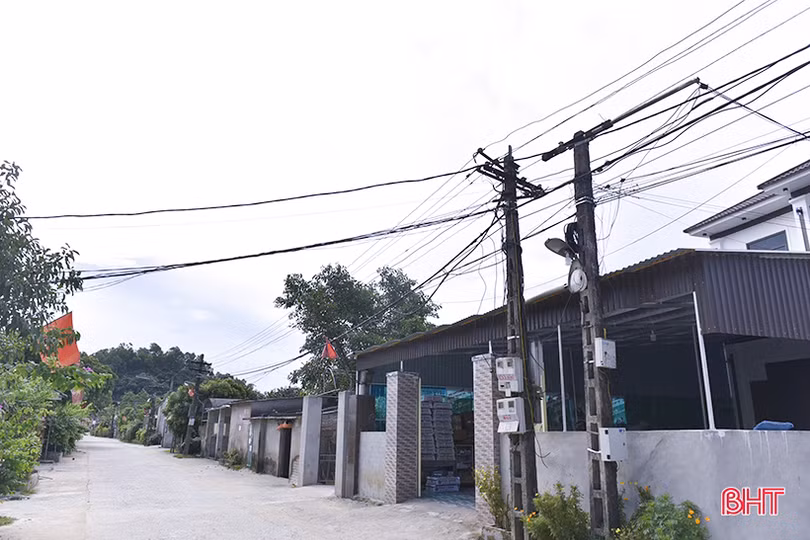 Lưới điện hạ áp nông thôn ở Xuân Hồng: Sẵn sàng giao... nhưng chưa ai nhận”!