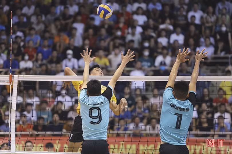 Công an Hương Sơn vô địch Giải Bóng chuyền nam Công an tỉnh