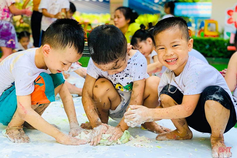 Vui hết cỡ với lễ hội Funny Colors của các bạn nhỏ Mầm non Trí Đức