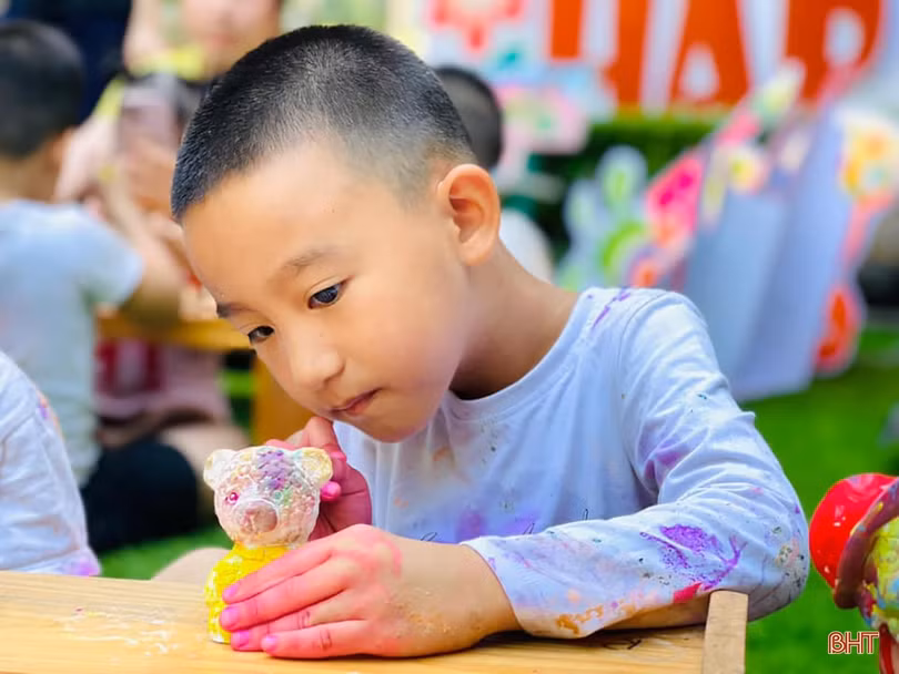 Vui hết cỡ với lễ hội Funny Colors của các bạn nhỏ Mầm non Trí Đức